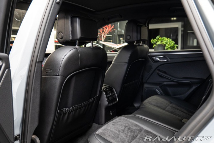 Porsche Macan LED/3-Zóny/CarPlay 2025