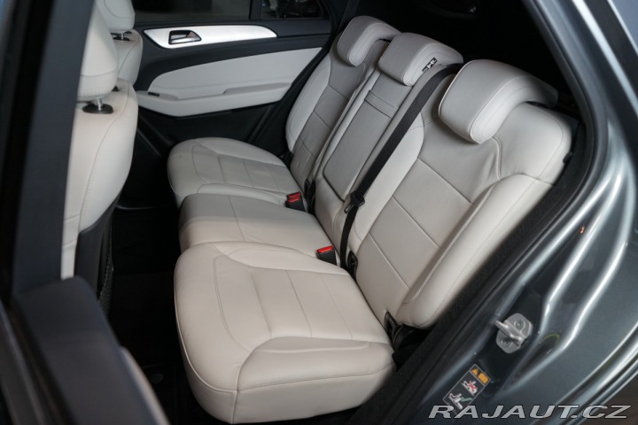 Mercedes-Benz GLE 400*4M*VZDUCH*TAŽNÉ*360*L 2017