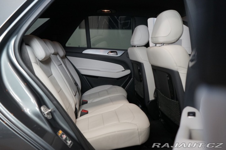 Mercedes-Benz GLE 400*4M*VZDUCH*TAŽNÉ*360*L 2017