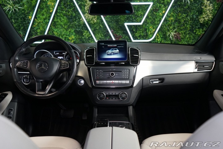 Mercedes-Benz GLE 400*4M*VZDUCH*TAŽNÉ*360*L 2017