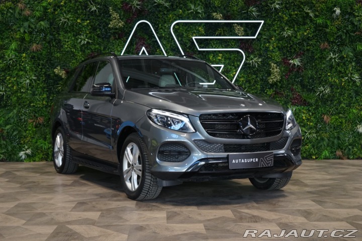 Mercedes-Benz GLE 400*4M*VZDUCH*TAŽNÉ*360*L 2017