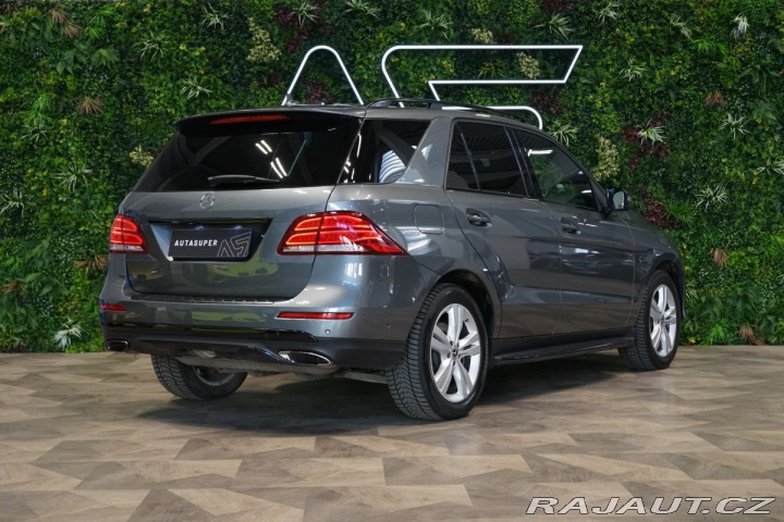 Mercedes-Benz GLE 400*4M*VZDUCH*TAŽNÉ*360*L 2017