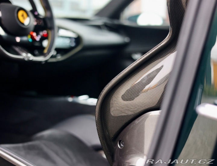 Ferrari SF90 Stradale 4.0 V8 1001PS 4 2021