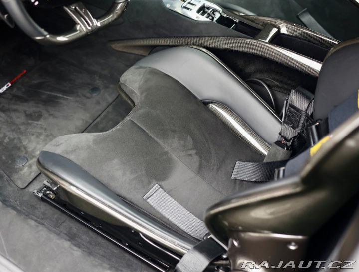 Ferrari SF90 Stradale 4.0 V8 1001PS 4 2021