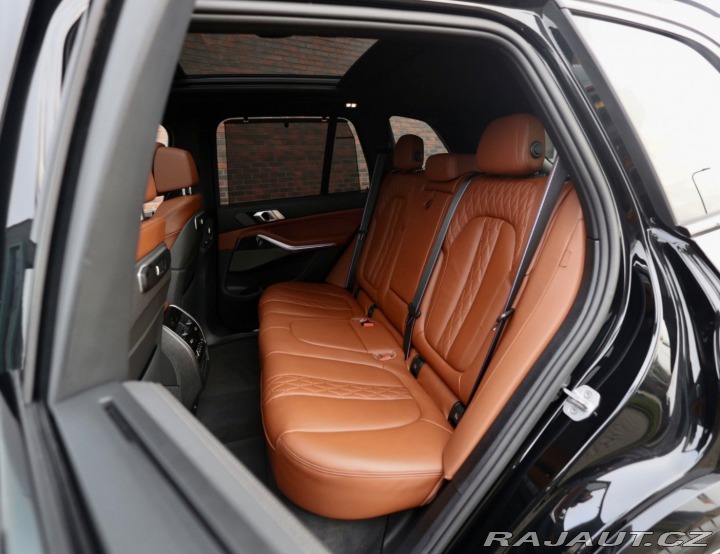 BMW X5 50e xDrive M SPORT | Ind 2025