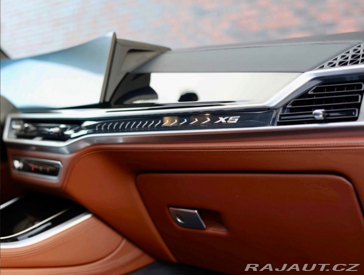 BMW X5 50e xDrive M SPORT | Ind 2023