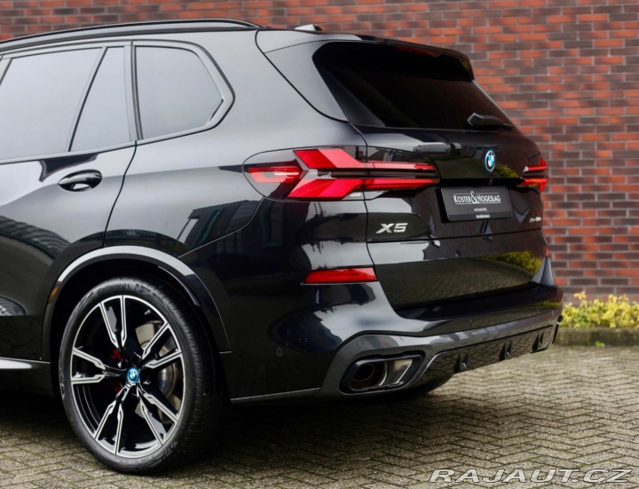 BMW X5 50e xDrive M SPORT | IND 2024