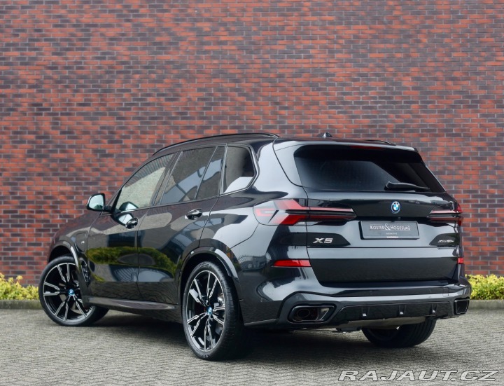 BMW X5 50e xDrive M SPORT | IND 2024