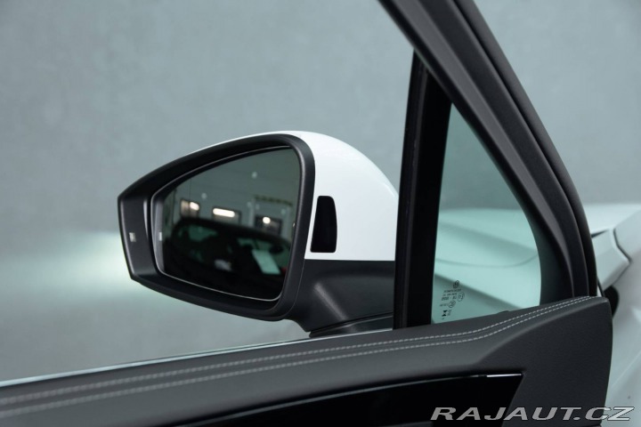 Volkswagen Touareg 3.0 V6 TDI R-Line 4Motio 2025