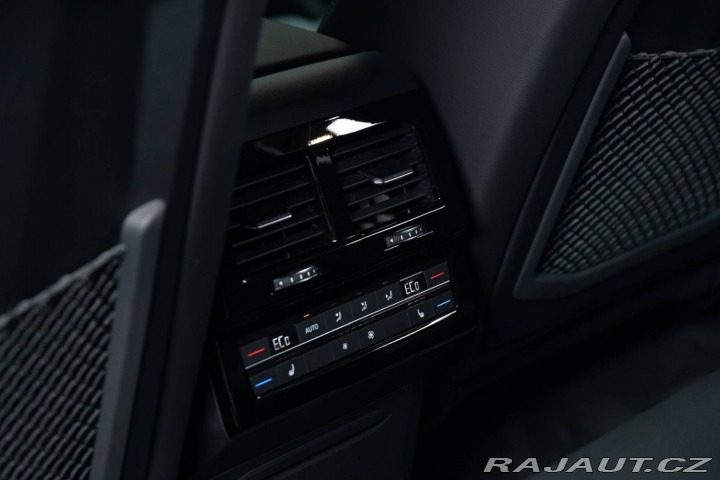 Volkswagen Touareg 3.0 V6 TDI R-Line 4Motio 2025