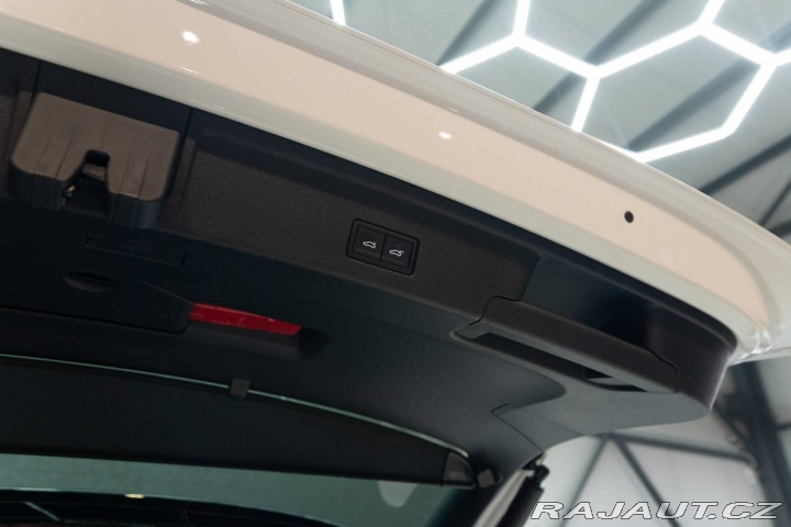 Volkswagen Touareg 3.0 V6 TDI R-Line 4Motio 2025