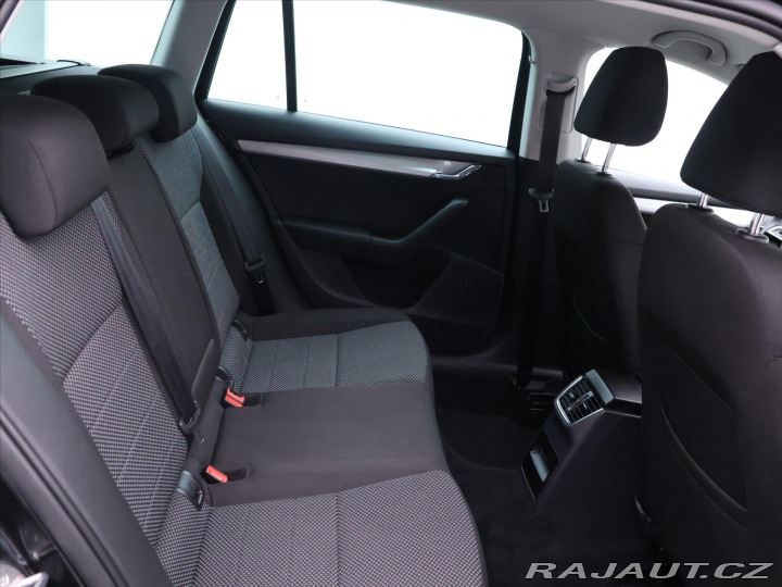 Škoda Octavia 1,6 TDI 81kW DSG Ambition 2016