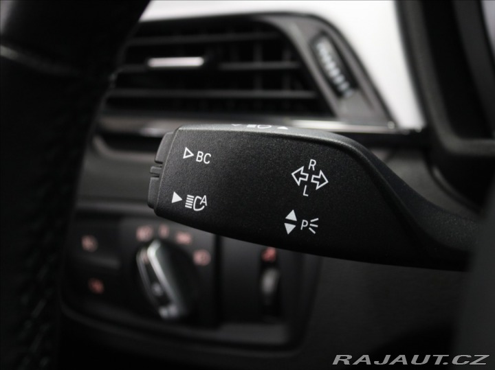 BMW X1 2,0 18d xDrive Sport LED 2020