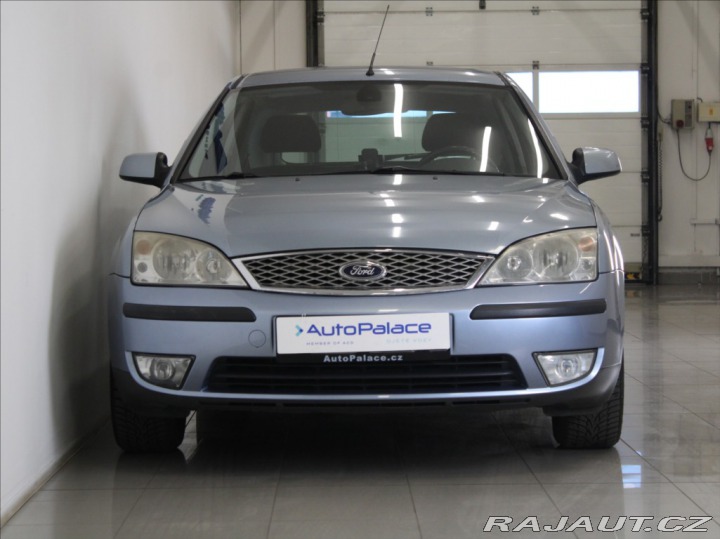 Ford Mondeo 2,0 i 107kW MT Ghia Nové 2005
