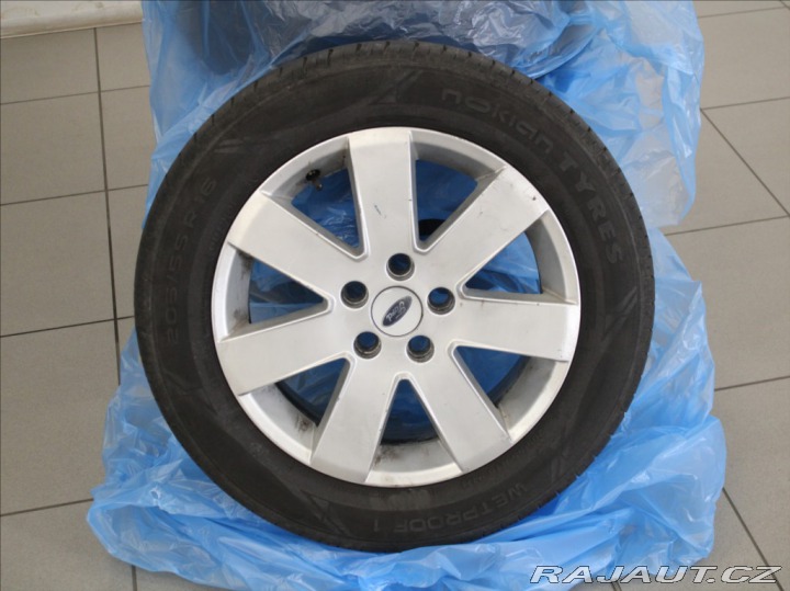 Ford Mondeo 2,0 i 107kW MT Ghia Nové 2005