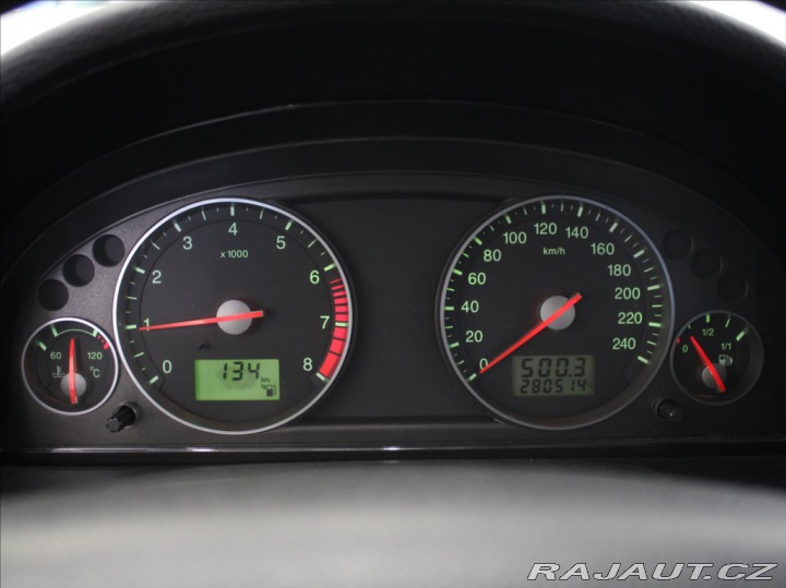 Ford Mondeo 2,0 i 107kW MT Ghia Nové 2005