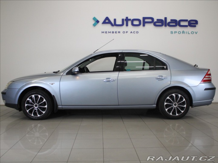 Ford Mondeo 2,0 i 107kW MT Ghia Nové 2005