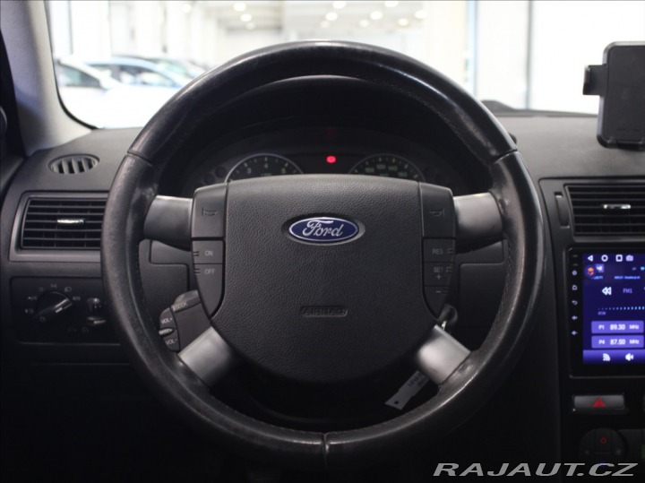 Ford Mondeo 2,0 i 107kW MT Ghia Nové 2005
