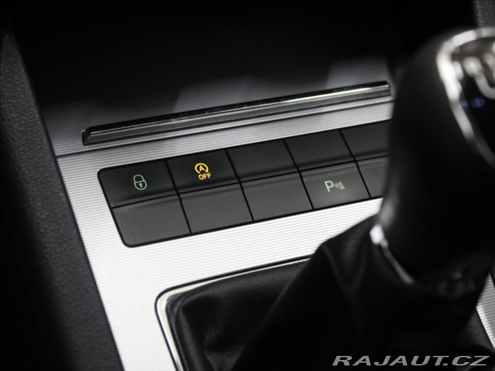 Škoda Octavia 2,0 TDi 110kW MT Elegance 2014