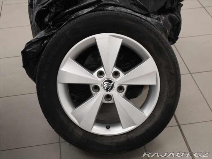 Škoda Octavia 2,0 TDi 110kW MT Elegance 2014