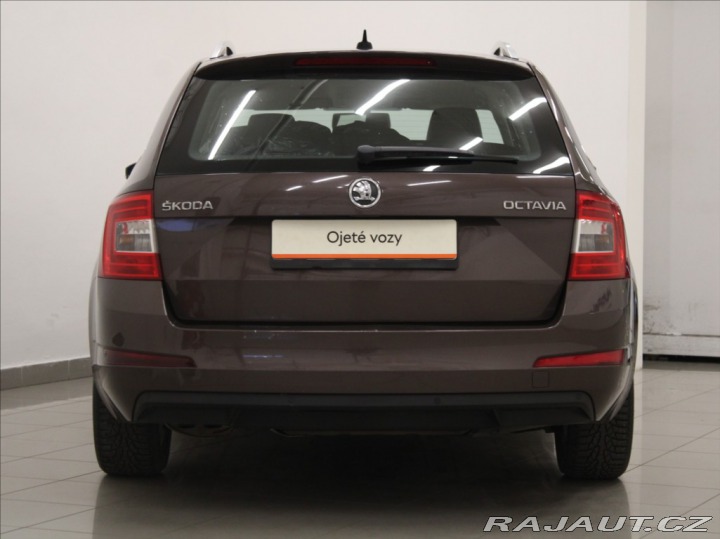 Škoda Octavia 2,0 TDi 110kW MT Elegance 2014