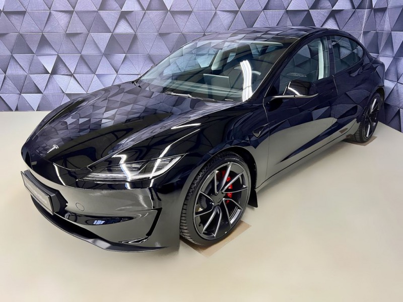 Tesla Model 3 AWD HIGHLAND PERFORMANCE