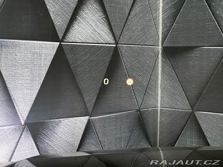 Volvo XC90 B5 AWD PLUS DARK, VZDUCH, 2026