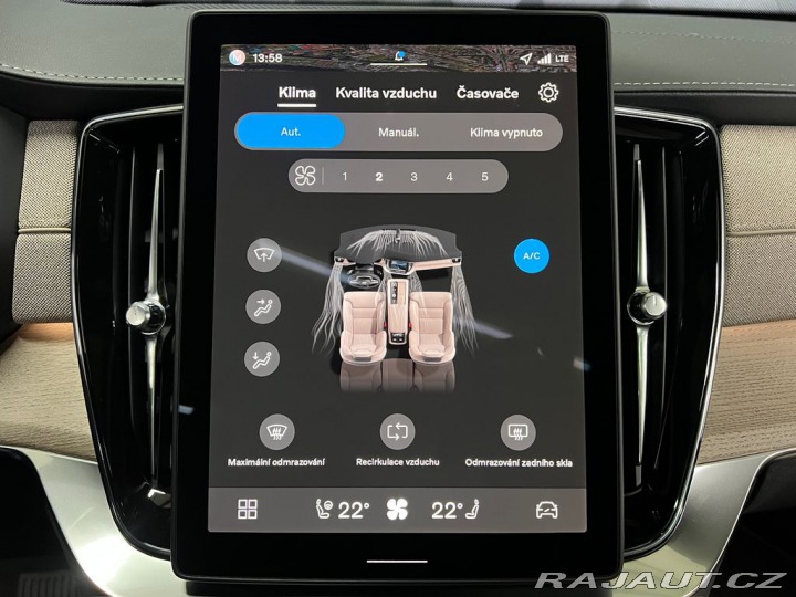 Volvo XC90 B5 AWD PLUS DARK, HEAD-UP 2026