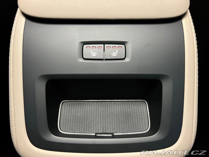 Volvo XC90 B5 AWD PLUS DARK, VZDUCH, 2026