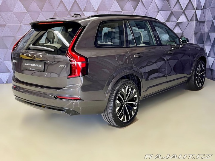 Volvo XC90 B5 AWD PLUS DARK, HEAD-UP 2026