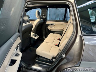 Volvo XC90 B5 AWD PLUS DARK, VZDUCH, 2026
