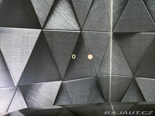 Volvo XC90 B5 AWD PLUS DARK, VZDUCH, 2026