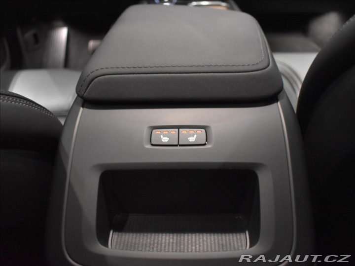 Volvo XC60 2,0 T6 AWD Ultra B&W, 2025