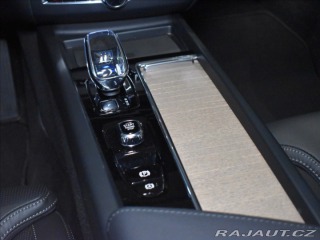 Volvo XC60 2,0 T6 AWD Ultra B&W, 2025