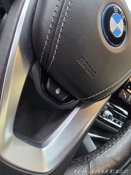 BMW 5 3,0   530e 215 kW | HEAD- 2021