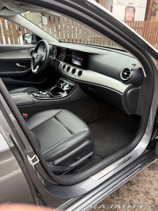 Mercedes-Benz E 2,0   220 CDI Combi, 4x4 1800