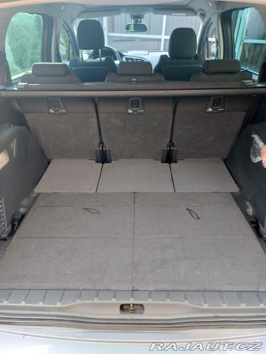 Peugeot 5008 1,6   Prodám 2014