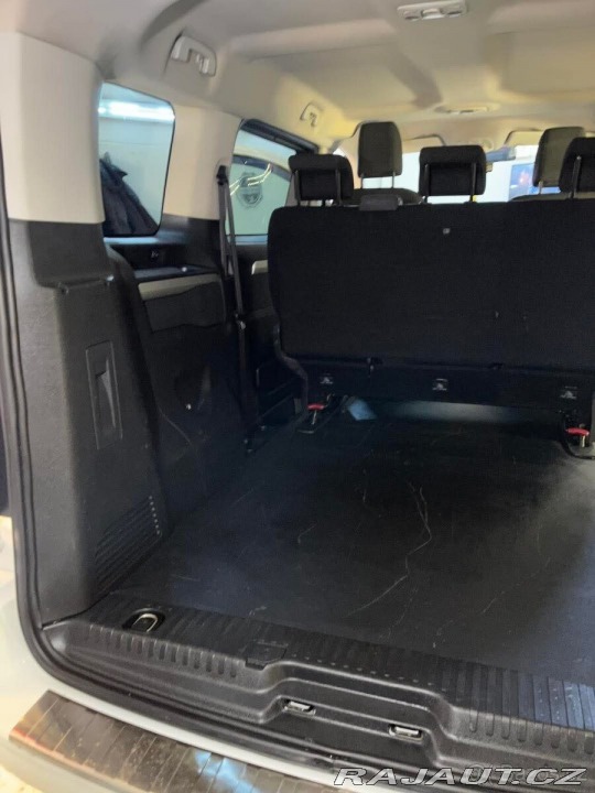 Peugeot Traveller 1,6 2017