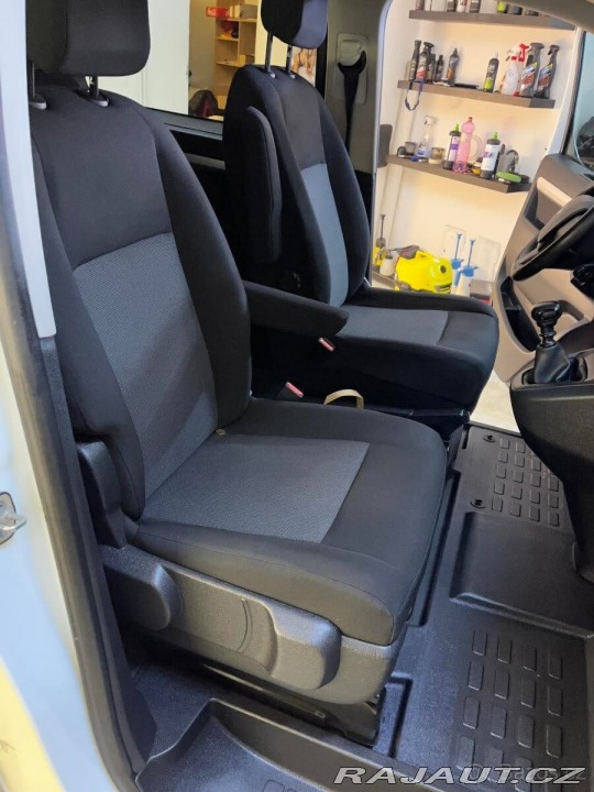 Peugeot Traveller 1,6 2017