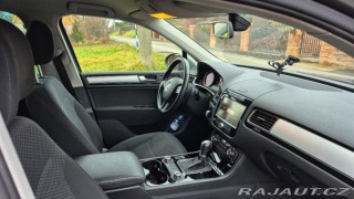 Volkswagen Touareg 3,0   TDI, 4x4, 180 kW, p 2012