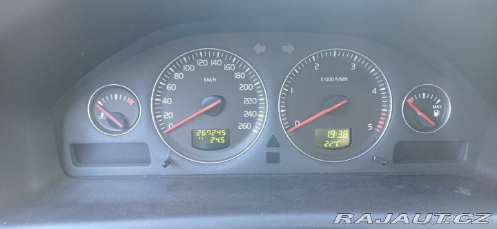 Volvo V70 2,4   D 2007