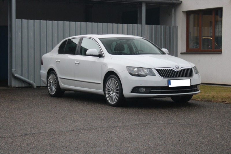 Škoda Superb 2,0   TDi 4x4 Laurin&