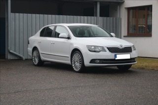 Škoda Superb 2,0   TDi 4x4 Laurin&