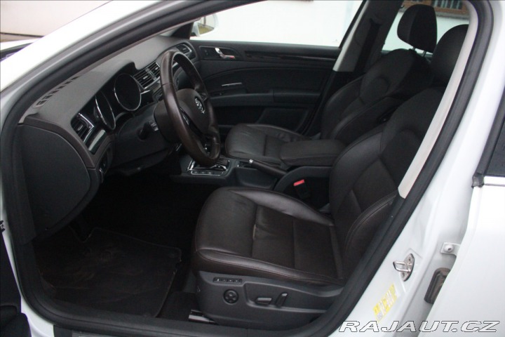 Škoda Superb 2,0   TDi 4x4 Laurin& 2014