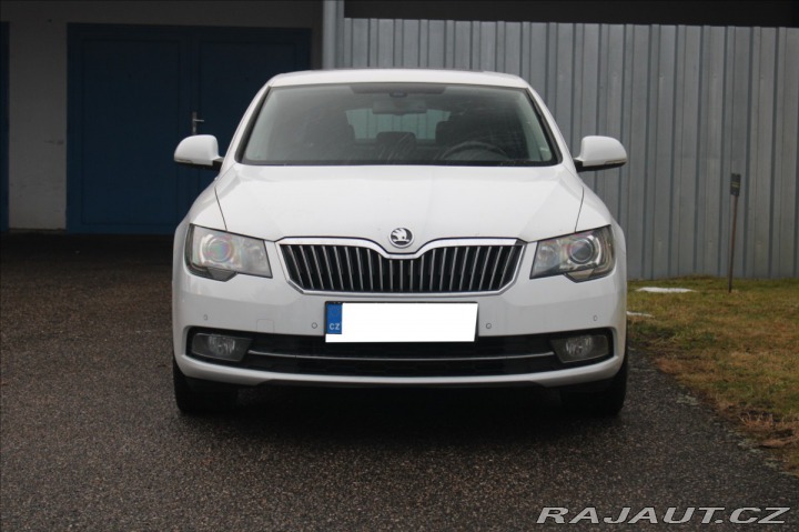 Škoda Superb 2,0   TDi 4x4 Laurin& 2014