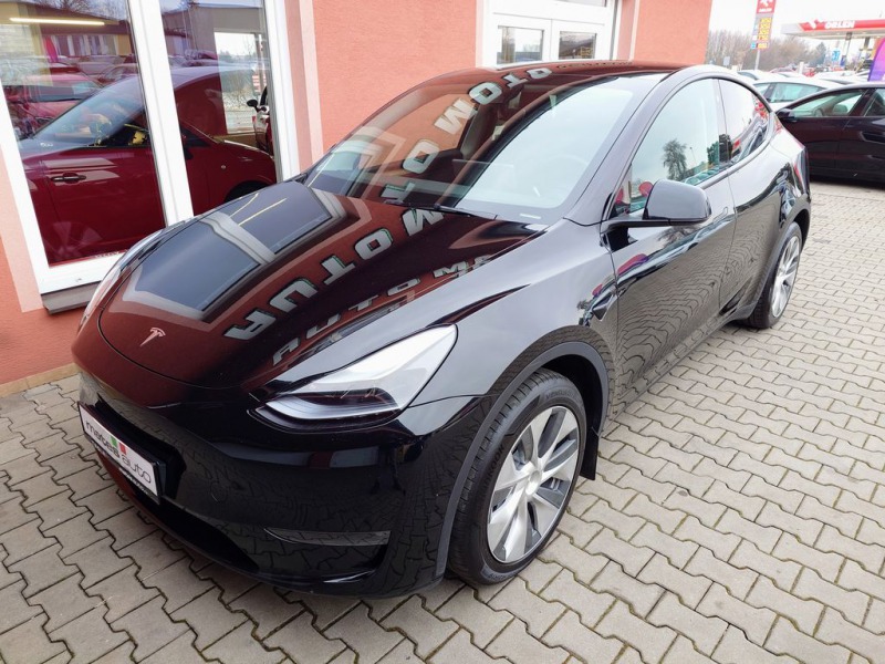Tesla Model Y Long Range Dual Motor 378