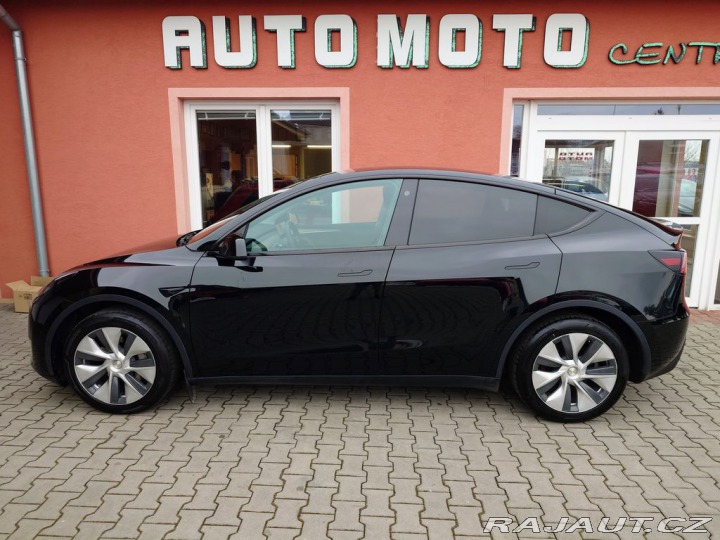 Tesla Model Y Long Range Dual Motor 378 2023