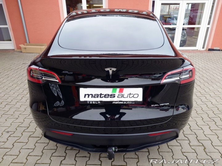 Tesla Model Y Long Range Dual Motor pro 2023