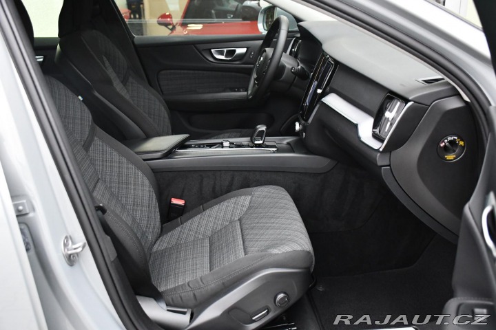 Volvo V60 2.0B4 LED NAV TAŽNÉ 2023