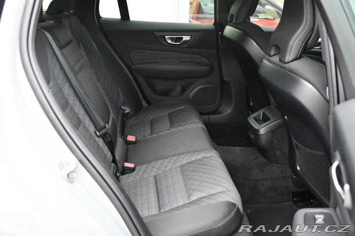 Volvo V60 2.0B4 LED NAV TAŽNÉ 2023